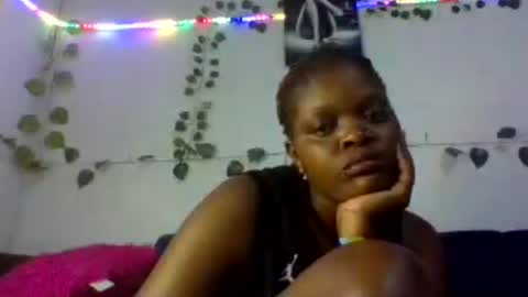 sexydee101436 online show from June 26, 7:15 pm