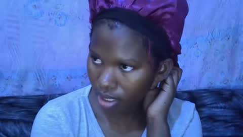 sexydoll002 online show from October 24, 7:04 am