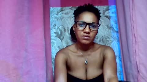 sexydoll32 online show from July 22, 12:22 am