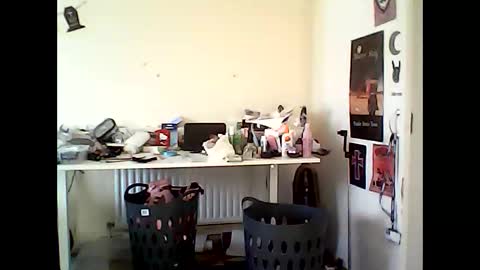 Wouldntyouliketoknow online show from September 11, 9:42 am