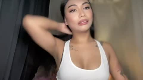 sexygoddessappira online show from June 10, 5:33 pm