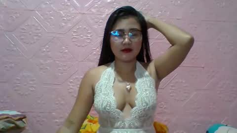 sexyjessa20 online show from October 13, 8:28 am