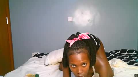 sexyjulie online show from July 19, 12:24 am