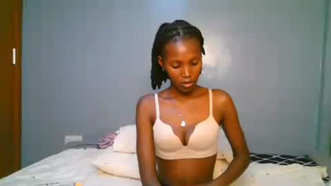 sexyjulie online show from July 20, 7:33 am