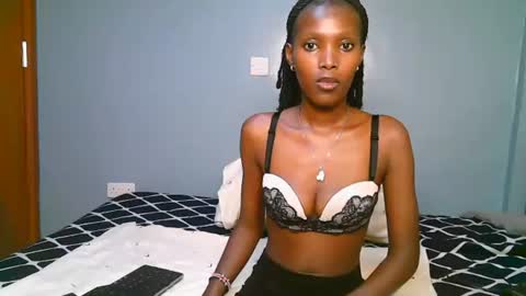 sexyjulie online show from July 20, 5:47 pm