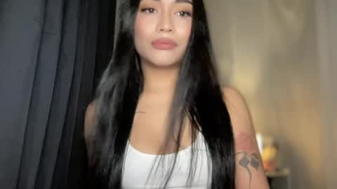 maxine online show from June 6, 4:57 pm