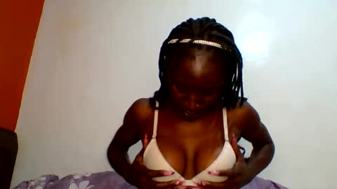 sexylucia5 online show from June 4, 3:05 pm