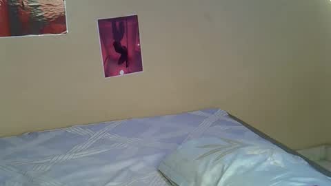 sexylucy33 online show from April 18, 12:51 pm