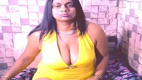 sexymaturemilf01 online show from July 11, 12:38 pm