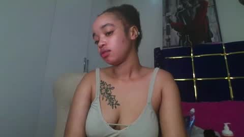 mel online show from February 19, 9:02 pm