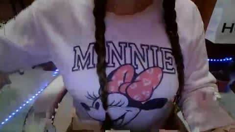 sexymisss24 online show from May 14, 10:37 pm