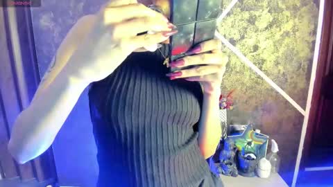 N A F online show from November 11, 7:33 pm