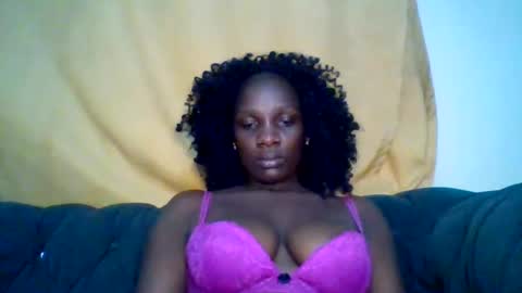 Snapshot of sexynatasha46 chatting on February 5, 7:10 pm natasha online show from February 5, 7:10 pm