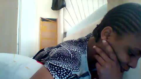 DOVY ACHIENG online show from October 13, 11:24 am