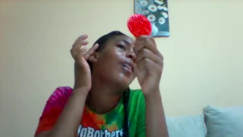 DOVY ACHIENG online show from February 4, 11:16 am