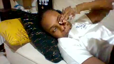 DOVY ACHIENG online show from September 20, 1:20 pm