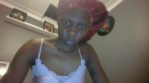 sexyquin1 online show from March 6, 12:54 am