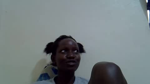 sexyslim23223005 online show from April 19, 7:52 am