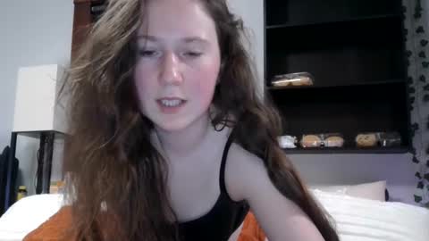 Snapshot of sexystephanie04 chatting on September 25, 2:43 am sexystephanie04 online show from September 25, 2:43 am
