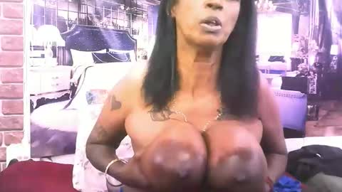 sexyva4u2luv online show from November 29, 7:40 pm