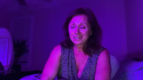 Your special friend online show from July 7, 1:08 am