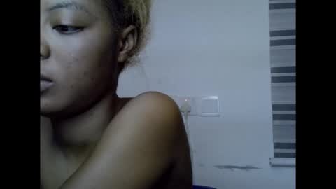 sexyxpeach online show from November 29, 4:05 am