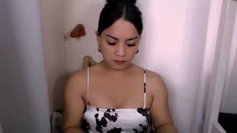 shadowseductress online show from February 18, 6:56 am