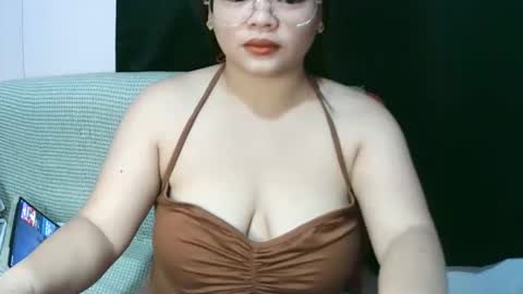 shairamae4u online show from April 30, 8:41 am