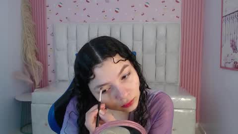 Shalon  online show from December 4, 1:24 pm