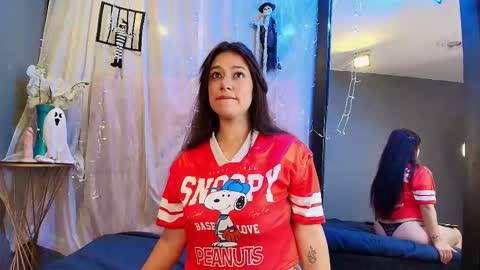 shalyn_lux online show from October 24, 3:24 am