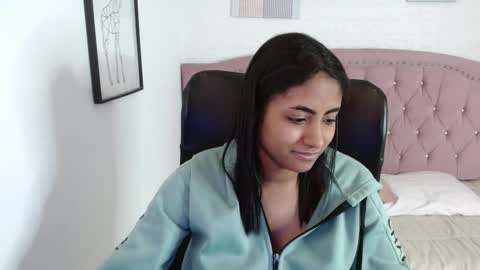 shanelle online show from October 31, 3:41 am