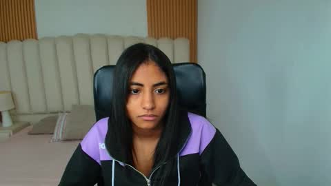 shanelle online show from February 20, 3:38 am