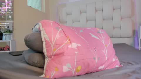 Shana online show from February 16, 4:29 pm