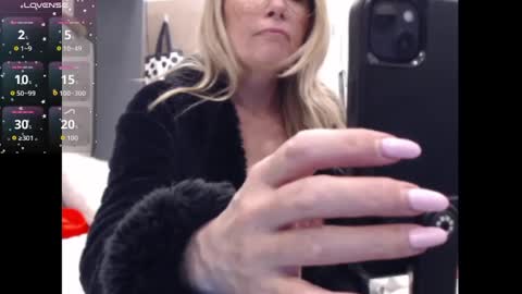 Snapshot of shannon07 chatting on October 5, 3:55 am Shannon07 online show from October 5, 3:55 am