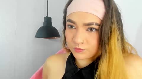 Snapshot of shanntal__ chatting on October 17, 2:20 pm Shanntal online show from October 17, 2:20 pm