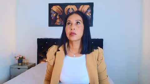  Shanon  online show from July 16, 7:07 pm