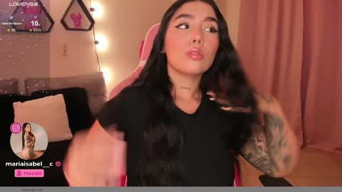 Snapshot of shantall_vidales chatting on January 26, 10:46 pm online show from January 26, 10:46 pm