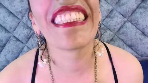 shantey online show from November 21, 2:30 pm