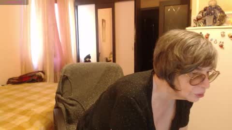 Snapshot of sharon_amore chatting on September 11, 6:36 am Helena online show from September 11, 6:36 am