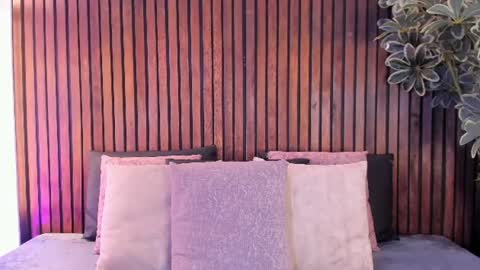 sharonlyn online show from June 26, 8:10 pm