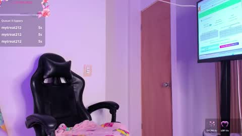 Lady Shauna online show from November 25, 5:09 am