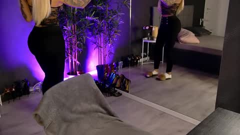 shayblonde online show from February 21, 8:16 pm