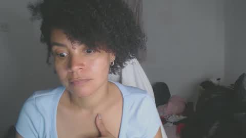 Shayna online show from December 15, 11:54 pm