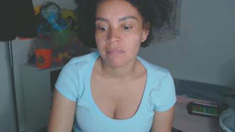 Shayna online show from October 22, 3:33 am