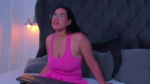 shayra_alina online show from June 17, 10:22 pm