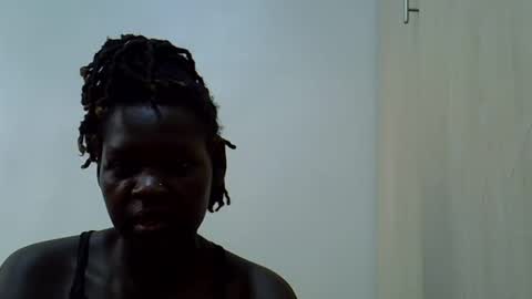 shees_sweet online show from May 12, 1:07 pm