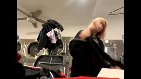 Shelby holes online show from December 17, 1:39 am