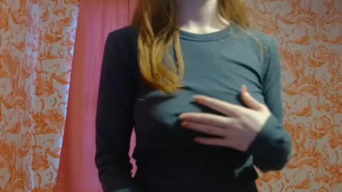 Erika online show from January 3, 7:07 pm