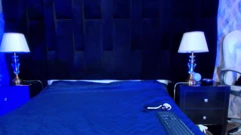 Snapshot of shelsy_loreds chatting on March 11, 11:55 am Shelsy online show from March 11, 11:55 am