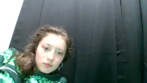 shelsyzevee_ online show from November 25, 12:57 am